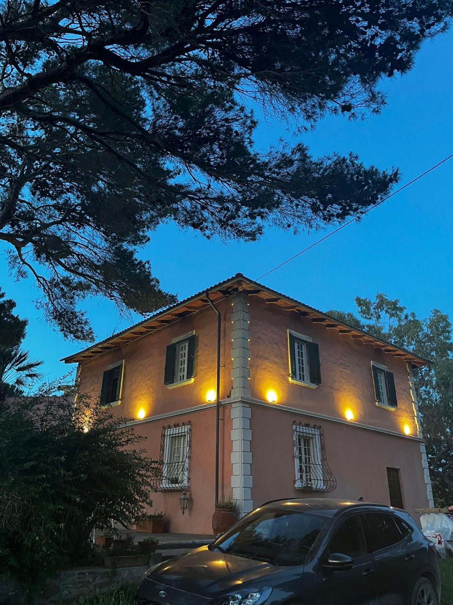 Allulivus Montenero  Extérieur photo